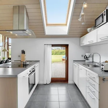 度假居 Beautiful Home In Otterup With Sauna 奥特鲁普