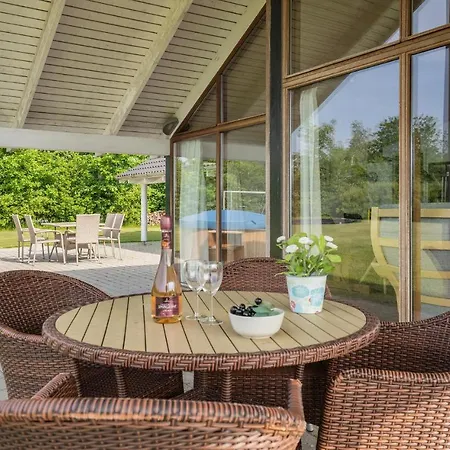 Beautiful Home In Otterup With Sauna 度假居