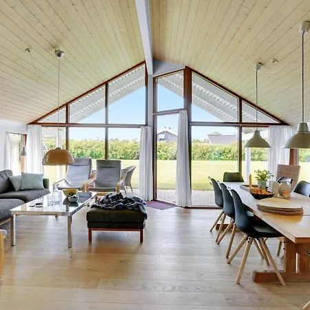 度假居 Beautiful Home In Otterup With Sauna 奥特鲁普